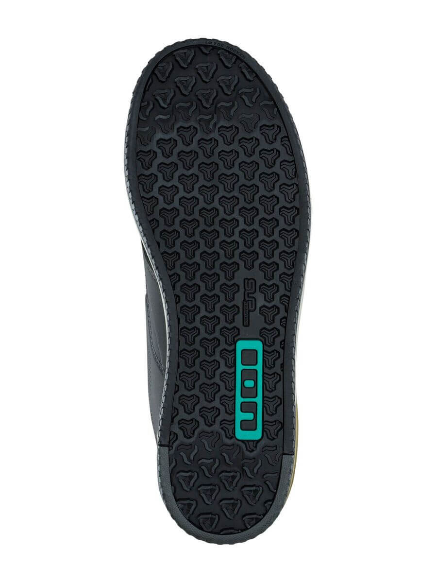 ION Scrub AMP Flat Shoes