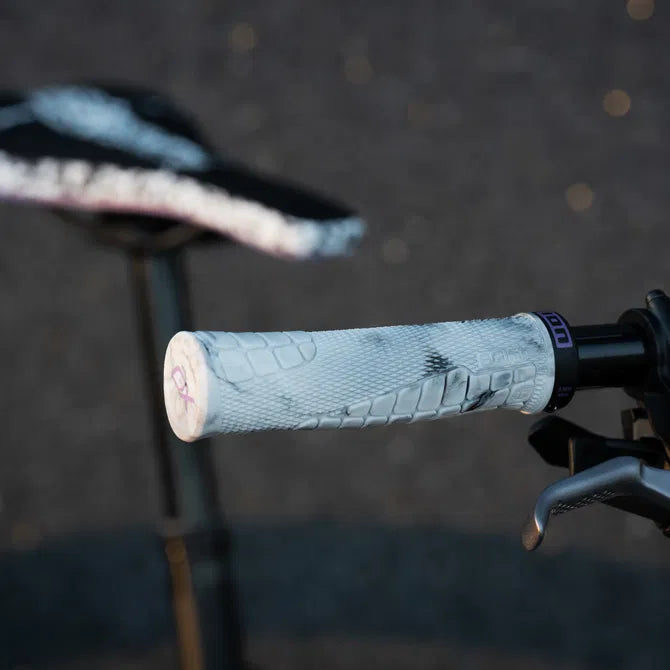 SQlab 7OX Pro 2.0 Ergonomic MTB grips