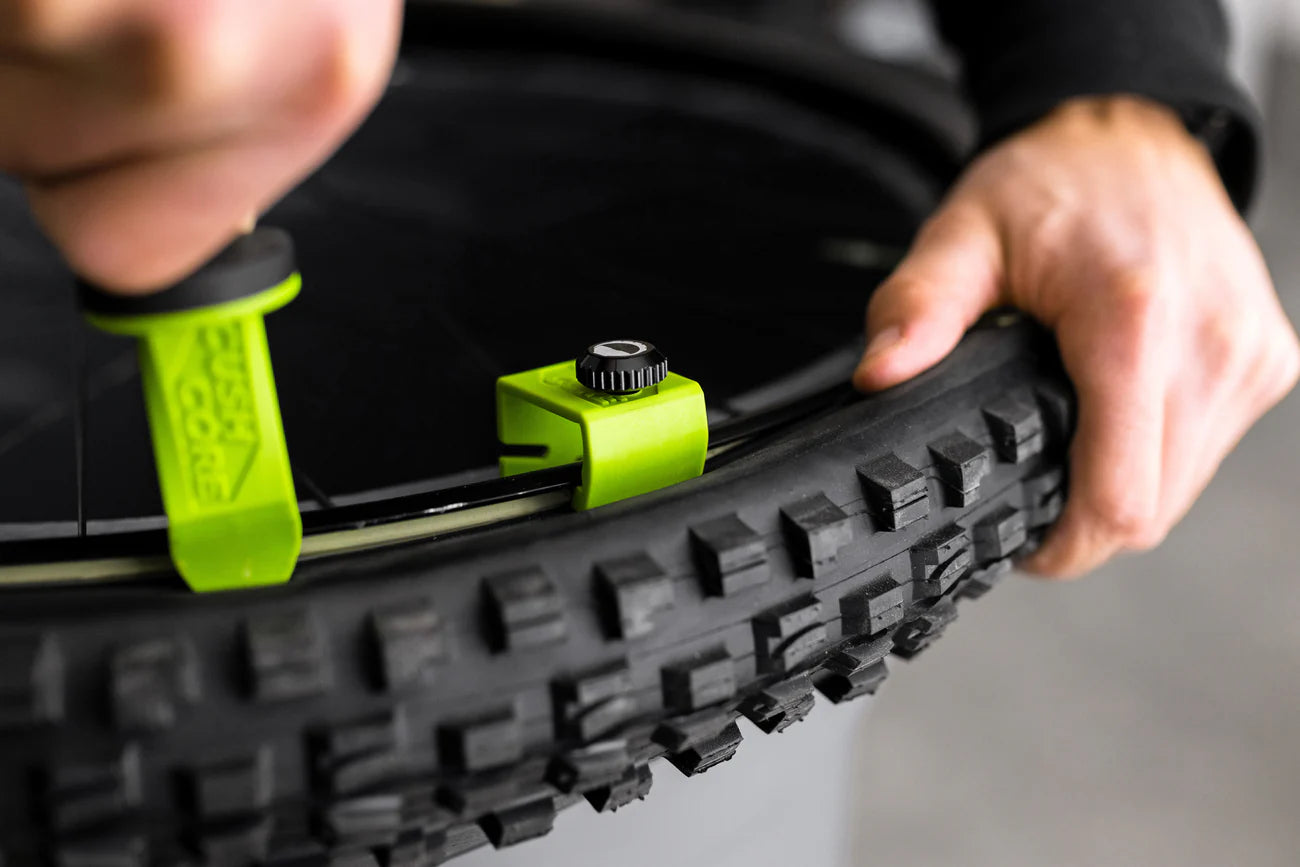 CushCore Bead Bro Tubeless Tyre Installation Tool for MTB